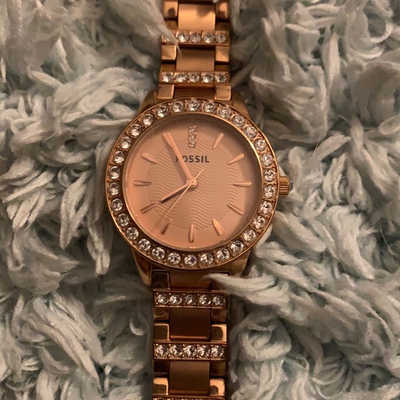 Fossil Other - Rose gold Fossil watch